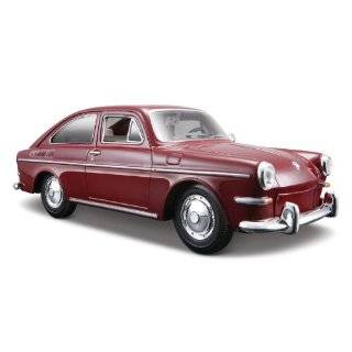  124 1967 VW FastBack (colors may vary) Toys & Games