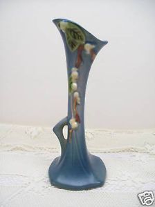 Roseville Snowberry Blue Bud Vase 1BV 7