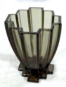 Antique Art Deco Smoked Faceted Crystal Glass Smoke Vase Manhattan Skyline 7"