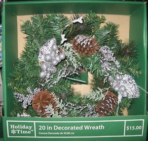 Christmas Decoration Pine Cone Wreath Ornament Door Decor