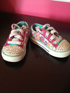 Toddler Girls Skechers Twinkle Toes Light Up Shoes Size 6