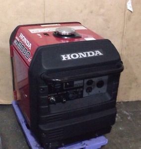 Honda EU3000IS Portable Inverter Generator Very Quiet Perfect for Winter