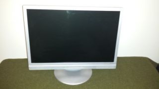 HP Pavilion W19B Wide Screen Flat Panel Monitor w Built in Speakers 882780551282