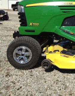 John Deere X465 X475 X485 and X495 Garden Tractor Chrome Wheel Covers 0812