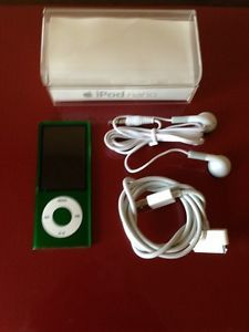 Apple iPod Nano 5th Generation Green 8 GB  Player