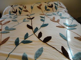 Vintage Chenille Queen Bedspread 2 Shams Pillow Cases 94” x 115” Excellent