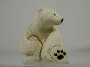 Rinconada Classic 79 Adult White Polar Bear Figurine Retired in Box