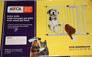 ASPCA Extra Wide Walk Through Pet Door Gate Expandable Doorway Cat Dog New