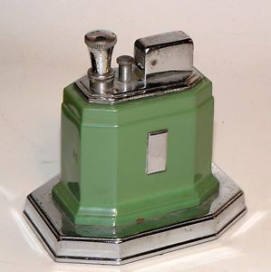 RARE 1935 Art Deco Green Lacquer Ronson Fancy Shape Octette Touchtip Lighter