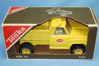 Tonka Toys 2315 Construction Yellow Metal Dump Truck XR 101 Tires Brown Box