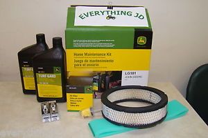 John Deere 318 Lawnmower Home Maintenance Kit LG181