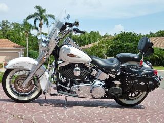 2008 Heritage Classic Only 8 191 Miles Custom Chrome Wheels 1584cc 6 Speed Mint