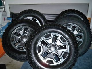 2013 Jeep Wrangler Rubicon 17" Factory OE Wheels Tires BF Mud Terrain 255 77R17
