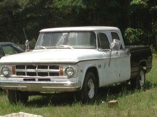 1971 Dodge D200 Crew Cab Short Bed Parts Truck