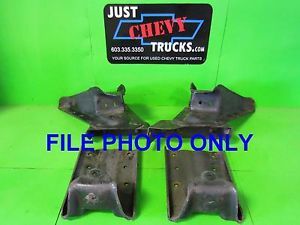 99 06 Chevy Silverado GMC Sierra 2500 Short Bed Truck Rear Spring Hangers 4 Pcs