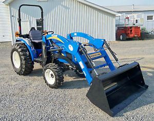 New Holland Boomer 30 Compact Tractor 240TL Front Loader 60" Bucket Hydro Ford