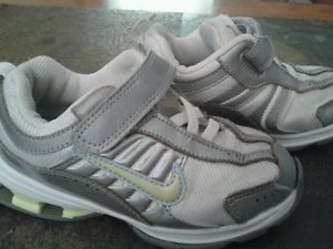 Toddler Girl Nike Shoes Size 5