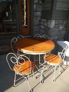 Antique Ice Cream Table and 4 Chairs