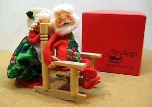 Annalee Mobilitee Dolls Mrs Clause Santa Clause Rocking Chair Christmas Holiday