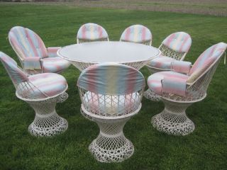 Vtg Mid Century Modern Outdoor Lawn Spun Fiberglass Furniture Table Chair Set