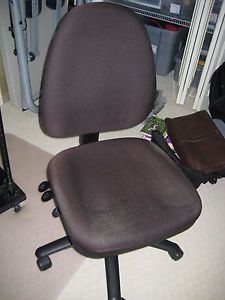 Adjustable Black Fabric Office Chair Without Arms Good for Computer Desk