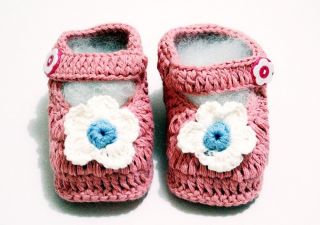 Lovely Baby Girls Shoes Handmade Crochet Cute Pre Walker Soft Soles Newborn