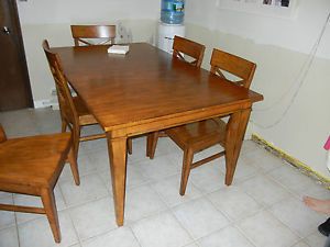 Ethan Allen Tango Christopher Dining Table and 8 Chairs