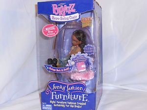 Bratz Funky Fashion Furniture Retro Swing Chair Bonus Bratz Doll Included 03