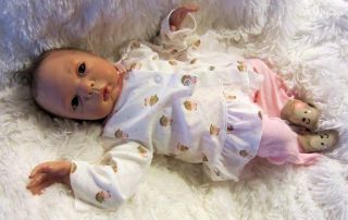 Lifelike Reborn Newborn Baby Abbie from The 'Bonnie' Sculpt by Olivia Stone
