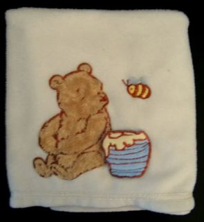 Cream Classic Pooh Ribbon Bee Pot Fleece Baby Blanket