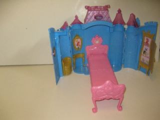 Barbie Disney Princess Castle Dollhouse Built in Furniture Lot Xmas Toy Lot