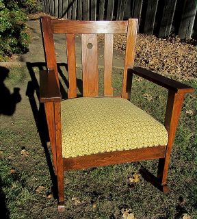 Beautiful Antique Arts and Crafts Mission Style Oak Rocking Chair