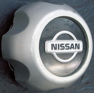 '00 04 Nissan Xterra Frontier Hollander 62384 Center Cap Silver Black Used