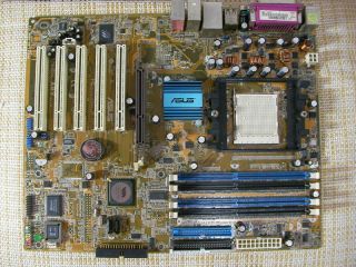 Asus A8V 939 Via K8T800 Pro ATX AMD DDR 400 Motherboard