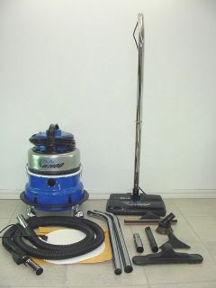 Nice Silver King Blue Max Air 2000 Vacuum Cleaner W