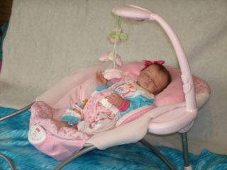 Gorgeous Baby Girl's Papasan Musical Vibrating Soother Bouncer by Fisher Price