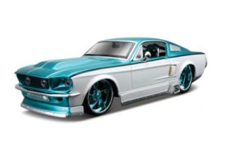 Maisto Custom Shop 1967 Ford Mustang GT Diecast Car 1 24 G Scale T W