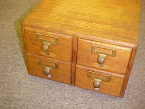 Antique 4 Drawer Tiger Oak Library File Card Index Box Dovetail Good Condition