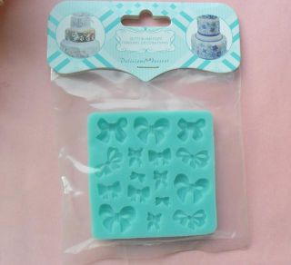 1pcs Cute Bow Chocolate Candy Jello 3D Mold Mould Cartoon Figre Cake Tools