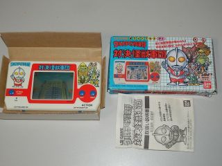 Bandai 1988 LCD Handheld Game Ultraman Club Boxed with Manual Junk Japan