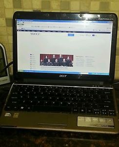 Acer Aspire One Netbook with Windows XP