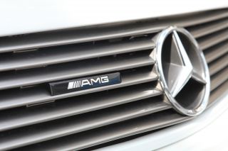 AMG Design Grille Badge W202 W124 W210 W140 W208 R129 Mercedes Benz C E s CLK SL