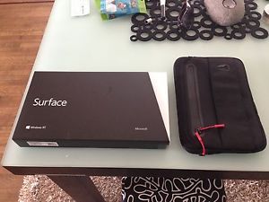 Microsoft Surface RT 32GB Windows 8 Tablet w Touch Cover Black Brand New