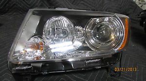 2011 2013 Jeep Grand Cherokee HID Xenon Headlight Assembly LH Drivers Side