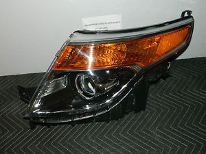 2011 Ford Explorer Headlight