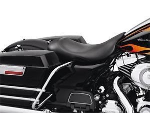 EUC Harley Davidson Brawler Solo Seat Touring Street Glide Road King Electra