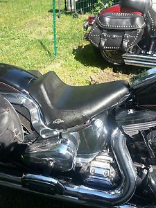 Harley Davidson Softail Saddlemen Seat