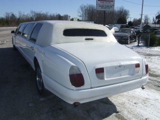 Lincoln Town Car Bentley Stretch Limo