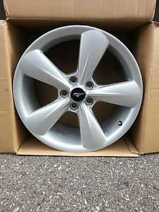 2013 Ford Mustang GT Stock 18x8 Wheels Rims 5 0