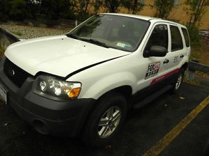 2005 Ford Escape XLS 4WD Parts Only fws 4 Door Parts Only